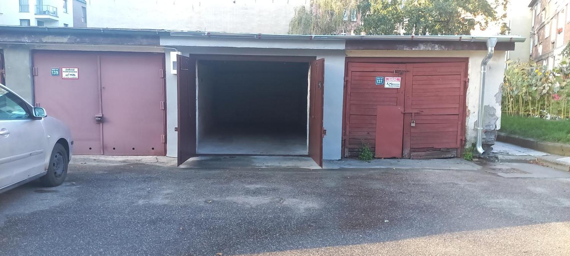 Apartament Prowansalski Z Miejscem Parkingowym Danzica Esterno foto